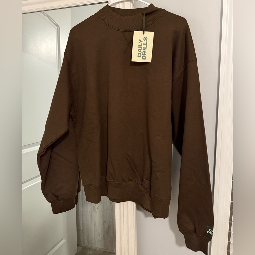 Daily Drills Coco Vintage Crew